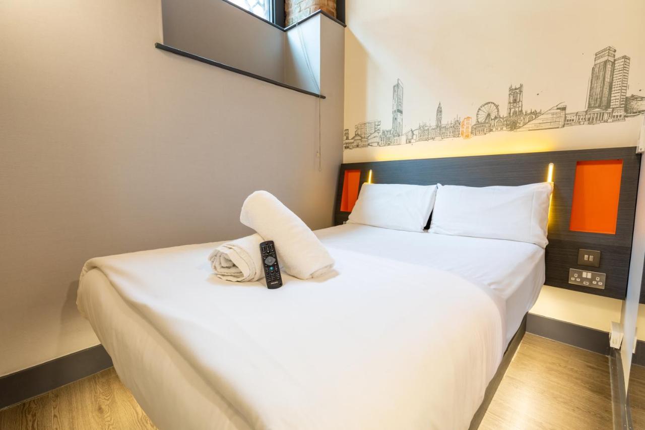 Easyhotel