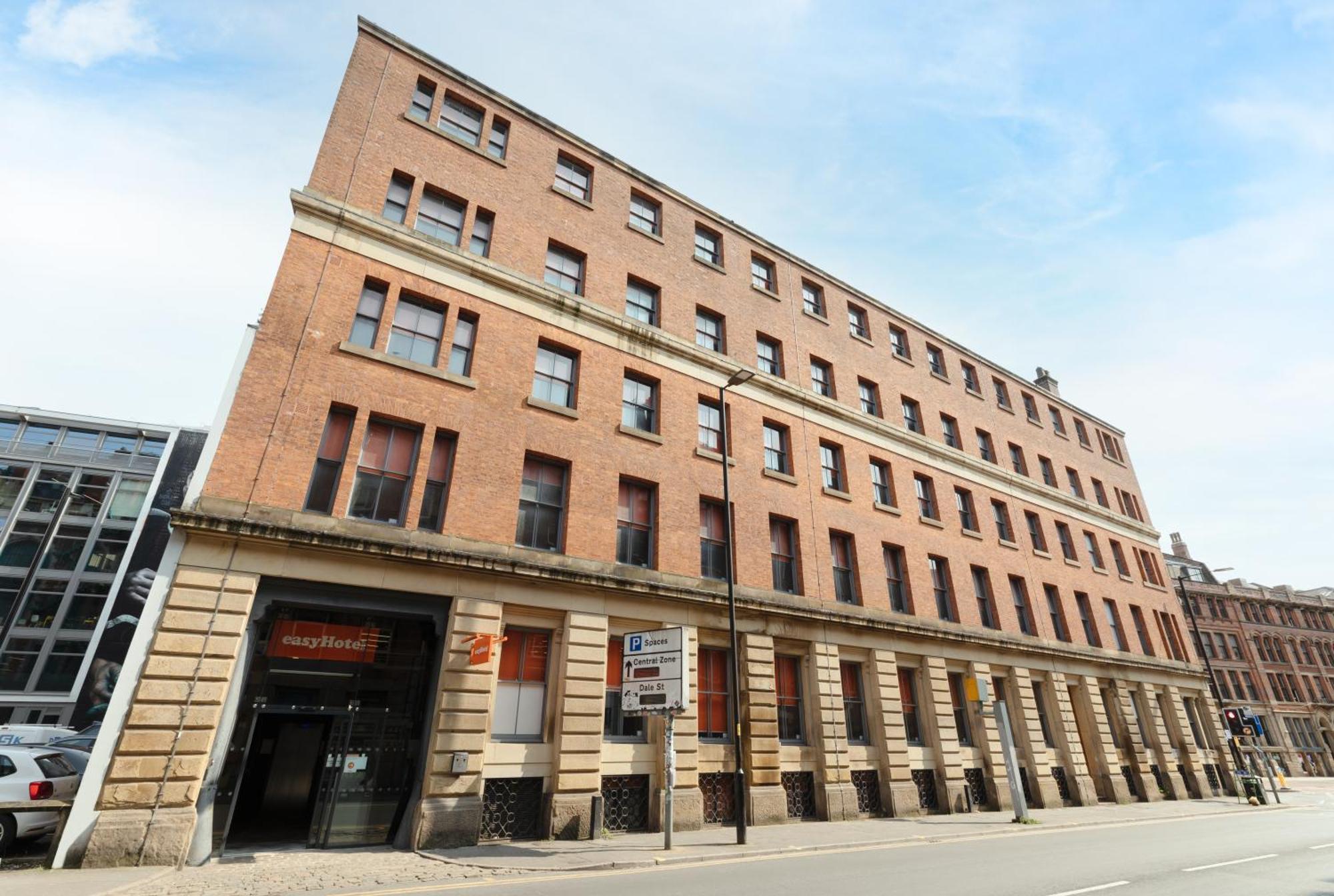 Hotel Easyhotel 2*