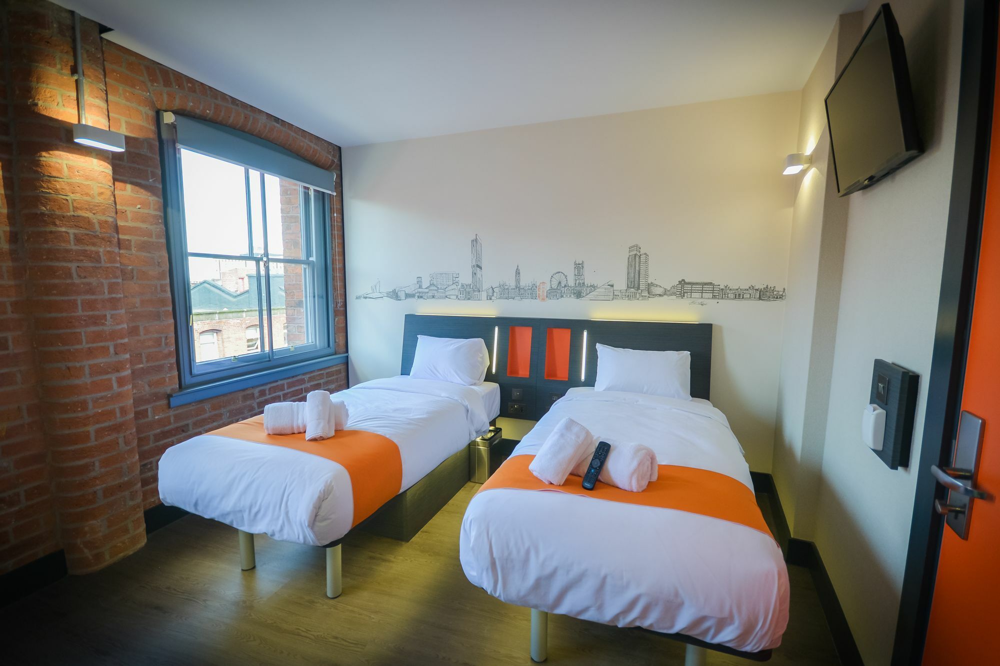 Hotel Easyhotel 2*